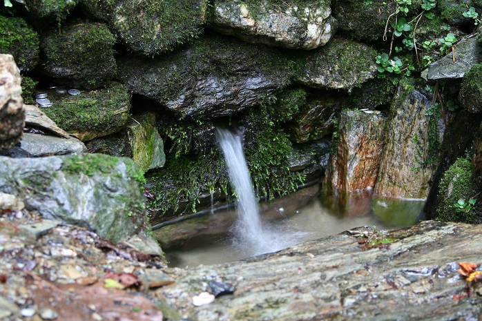 錫杖の泉