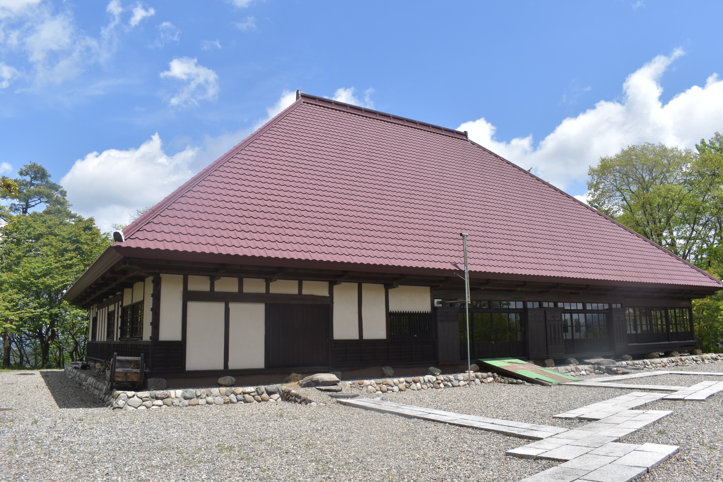 ふるさと創造館外観